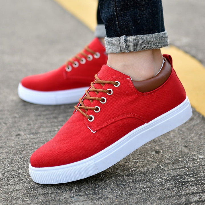 CALORA_ Farnham | Stoere herensneakers met witte zool