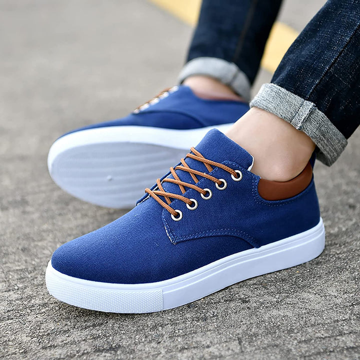 CALORA_ Farnham | Stoere herensneakers met witte zool