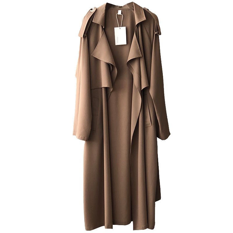 CALORA_ Lange Trenchcoat Voor Dames Met Reverskraag en Strak Design