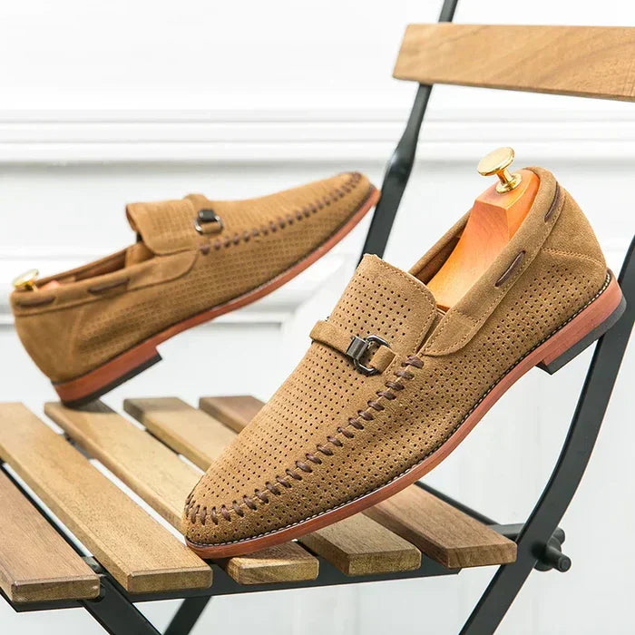 CALORA_ Gabriel | Stijlvolle Loafers met Gesp Detail en stiksels