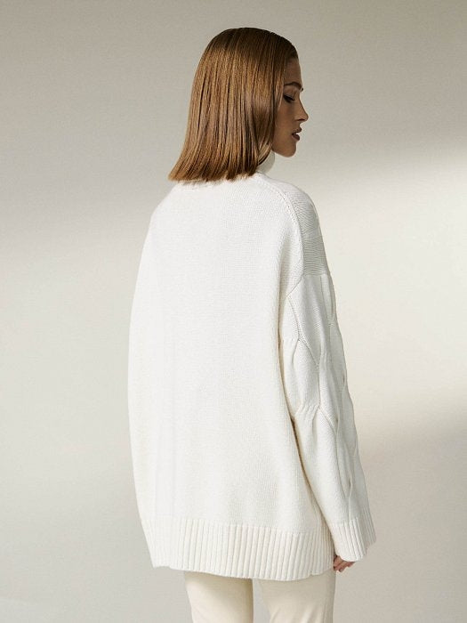 CALORA_ Gebreide witte Ribbed Sweater Trui met Col