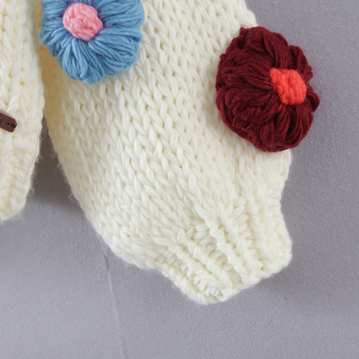 CALORA_ Handgebreide Bloemen Cardigan met Ballonmouwen en Zachte Knit