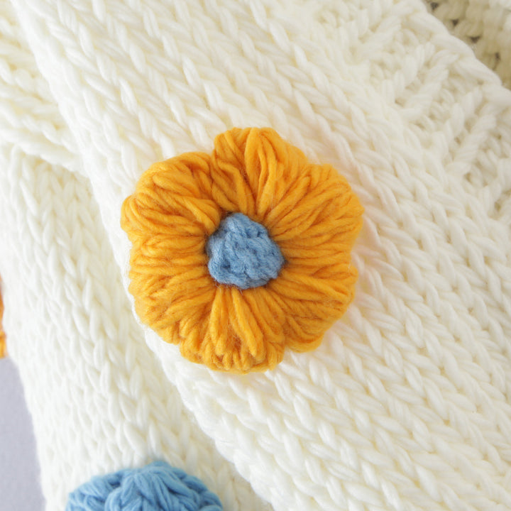 CALORA_ Handgebreide Bloemen Cardigan met Ballonmouwen en Zachte Knit