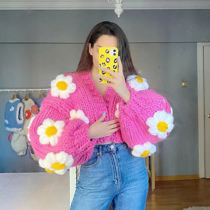 CALORA_ Handgebreide Bloemen Cardigan met Ballonmouwen en Zachte Knit