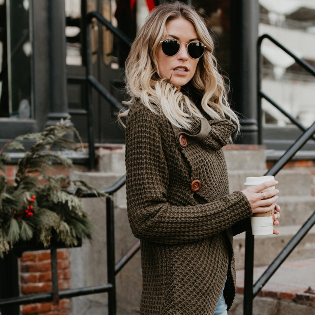 CALORA_ Herfsttrui hoge revers pullover knoop effen kleur