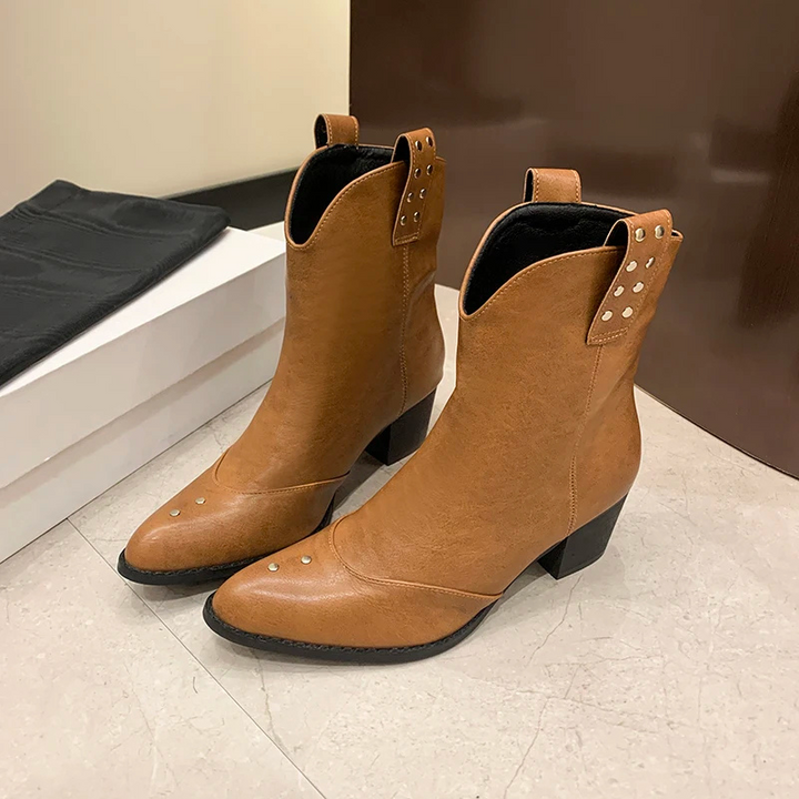 CALORA_ Jolynn | Cowboy Enkel Laarsjes met Puntige Neus