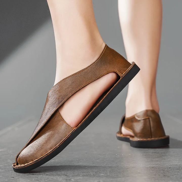 CALORA_ Leren Crossover Sandalen voor Casual en Elegante Zomerlook