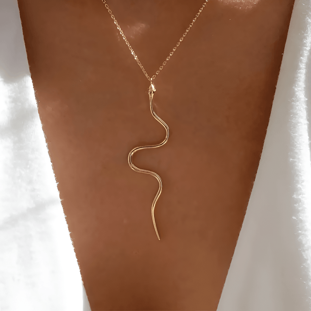 CALORA_ Lijoux | Elegante Slang 'Snakebite' Ketting