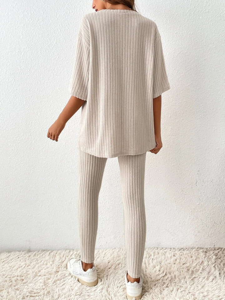 CALORA_ Lineva | Elegante Comfortabele Oversized Set