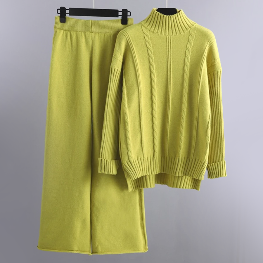 CALORA_ Linn | Set van coltrui en wijde gebreide broek voor dames