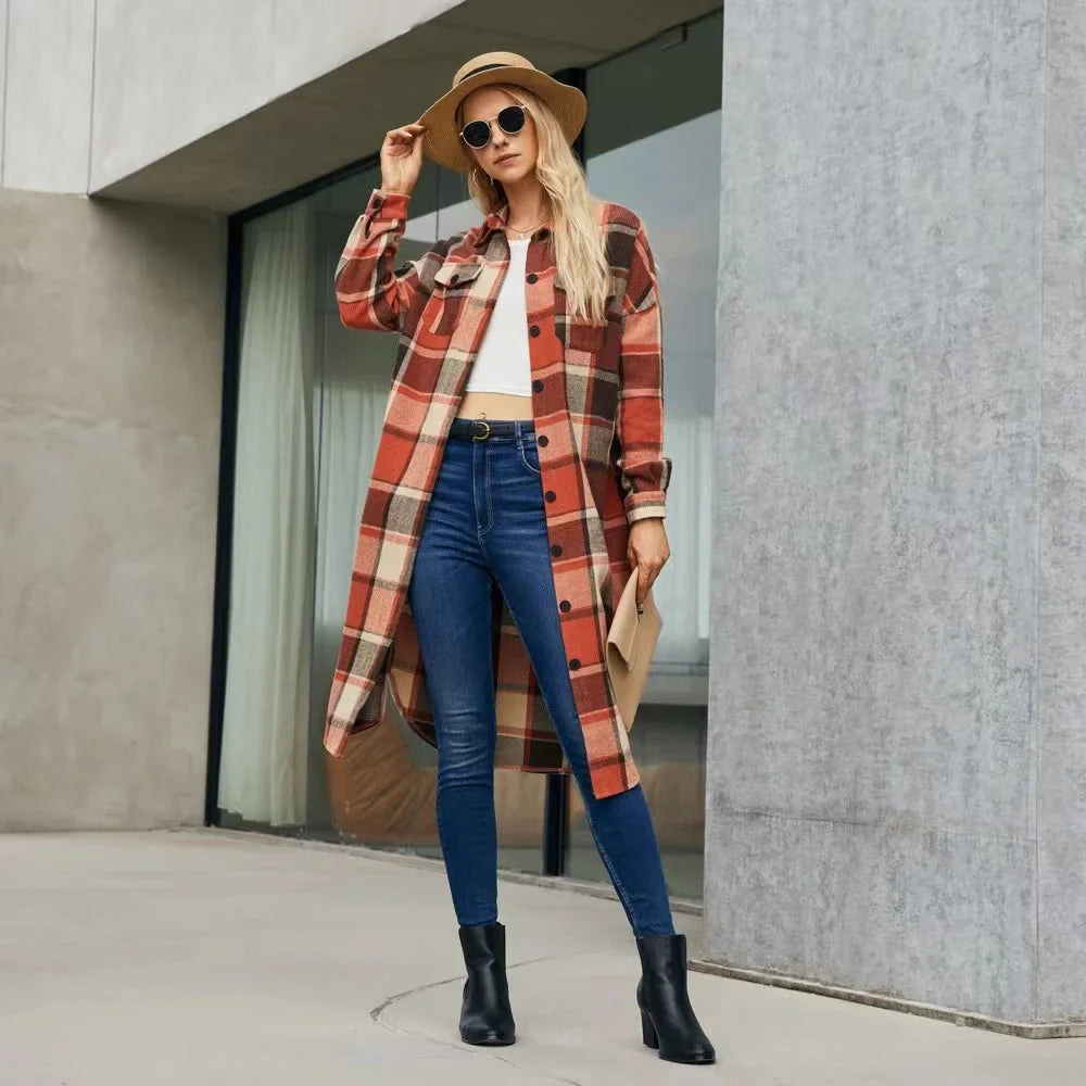 CALORA_ Louise | Dames geruite trenchcoat met zijsplitten en zakken