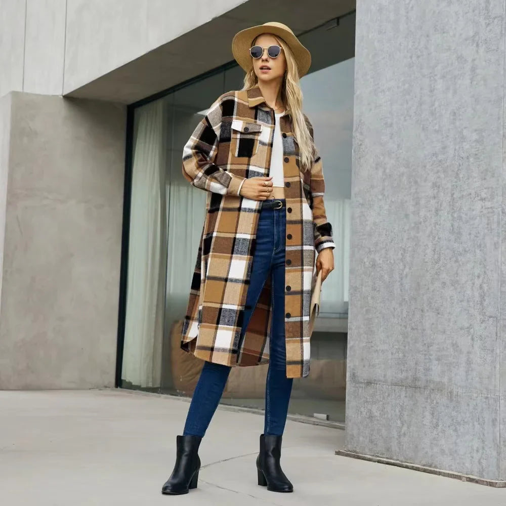 CALORA_ Louise | Dames geruite trenchcoat met zijsplitten en zakken