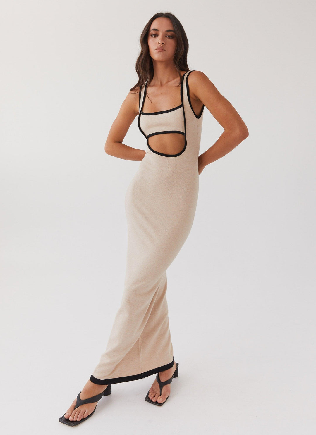 CALORA_ Luxe Elegante maxi feest Jurk met open rug