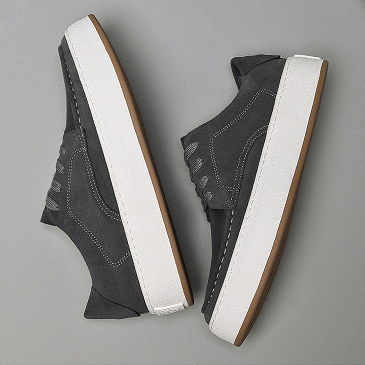 CALORA_ Luxtin | Casual heren sneakers met witte zool
