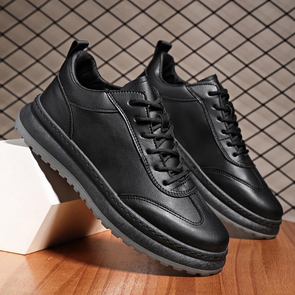 CALORA_ Luxtin | Lage Zwarte Leren Sneakers