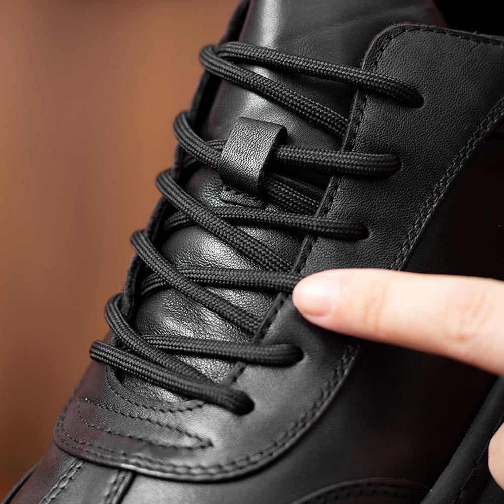 CALORA_ Luxtin | Lage Zwarte Leren Sneakers
