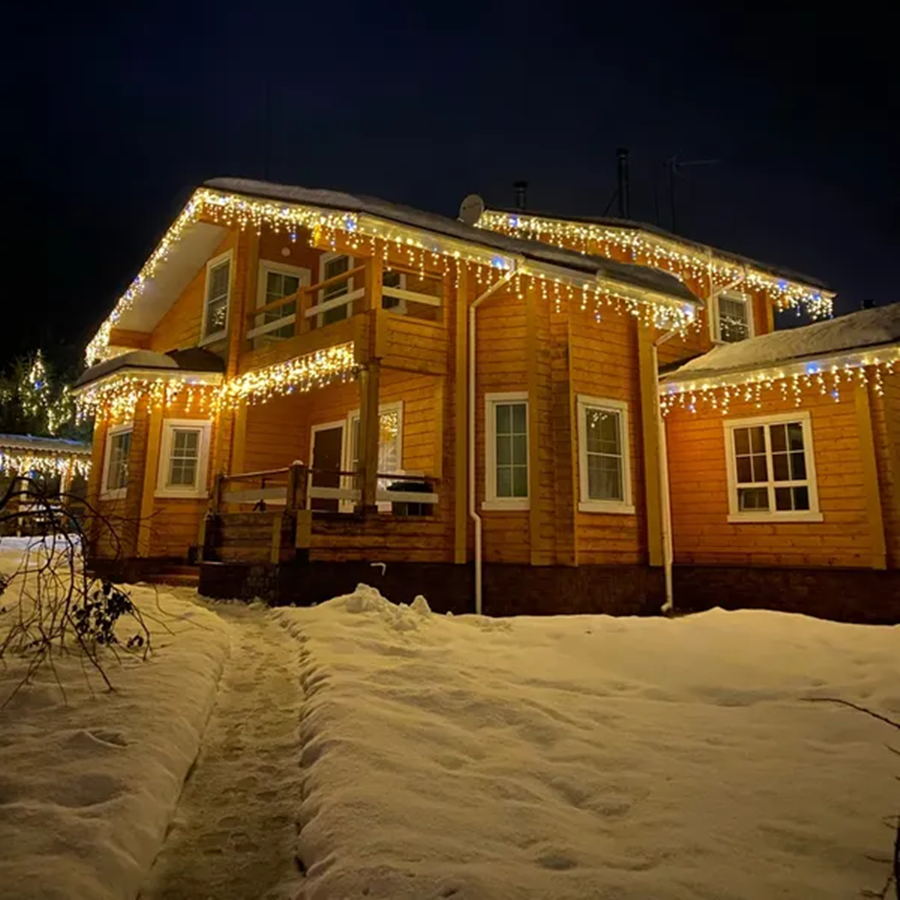 CALORA_ Magische LED Feestverlichting Gordijn van 18 meter - Perfect voor Buitendecoraties
