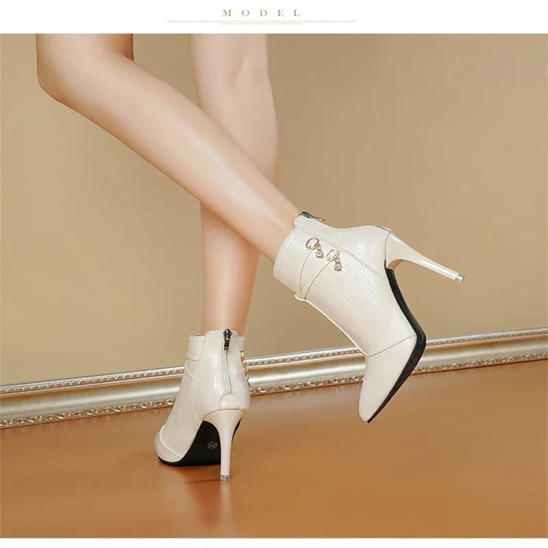 CALORA_ Ravena | Elegante Hoge Hak Enkellaarsjes voor Dames