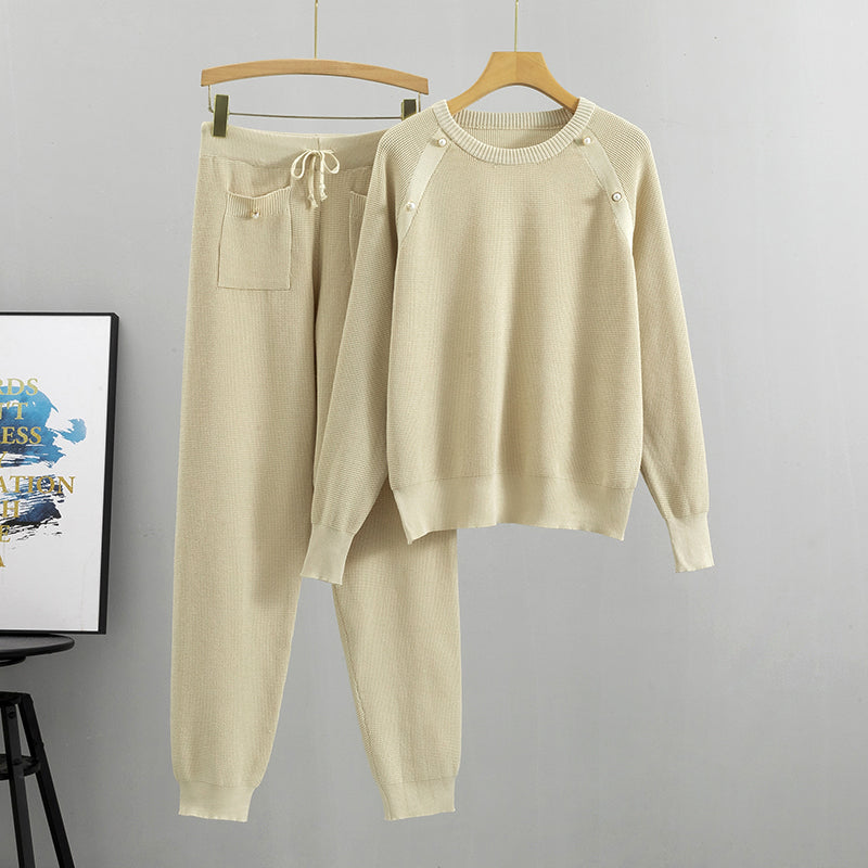 CALORA_ Set van gebreide trui en broek met kralen voor dames in de lente en herfst