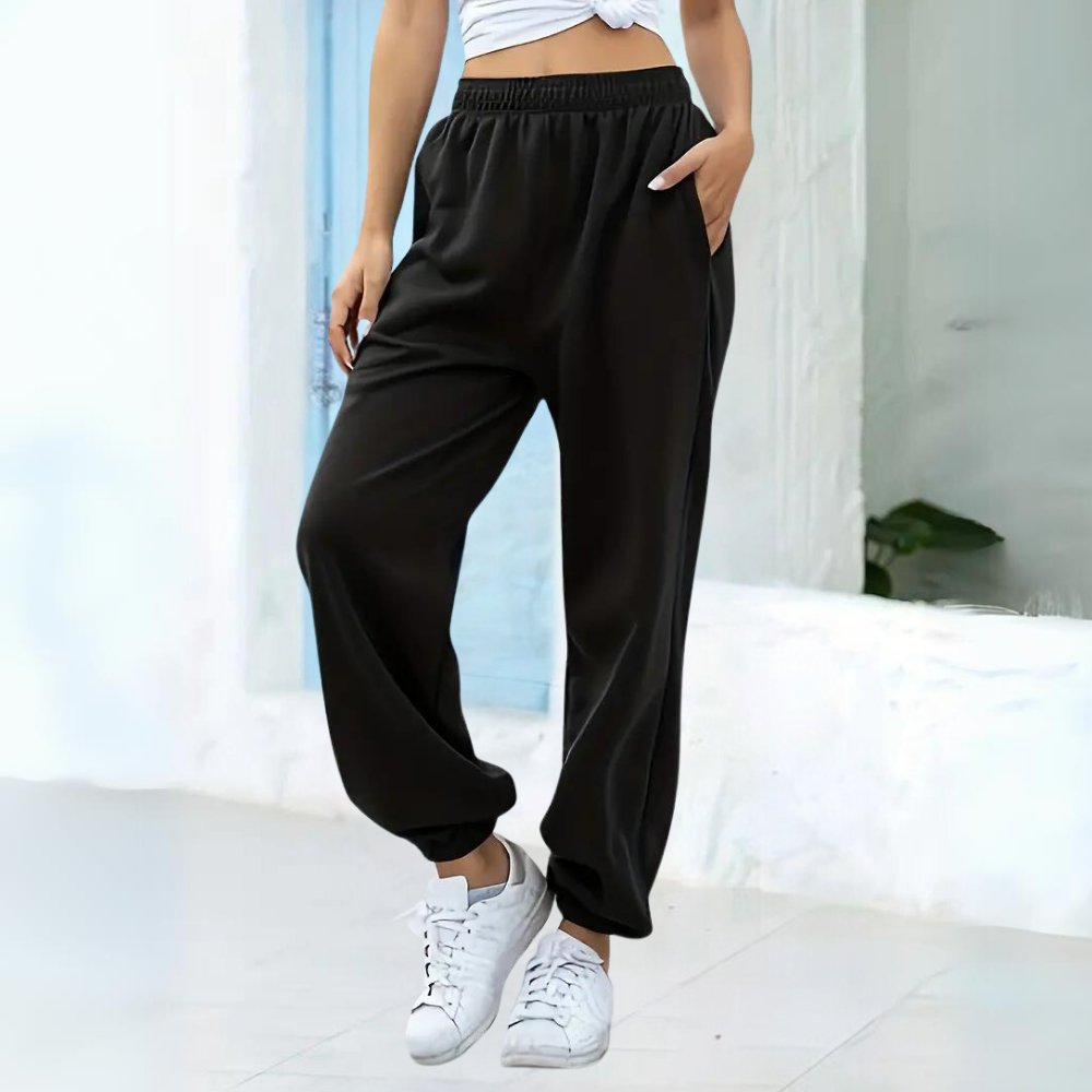 CALORA_ Velvetta | Relaxte Joggingbroek met Hoge Taille en Wijde Pijpen voor Dames