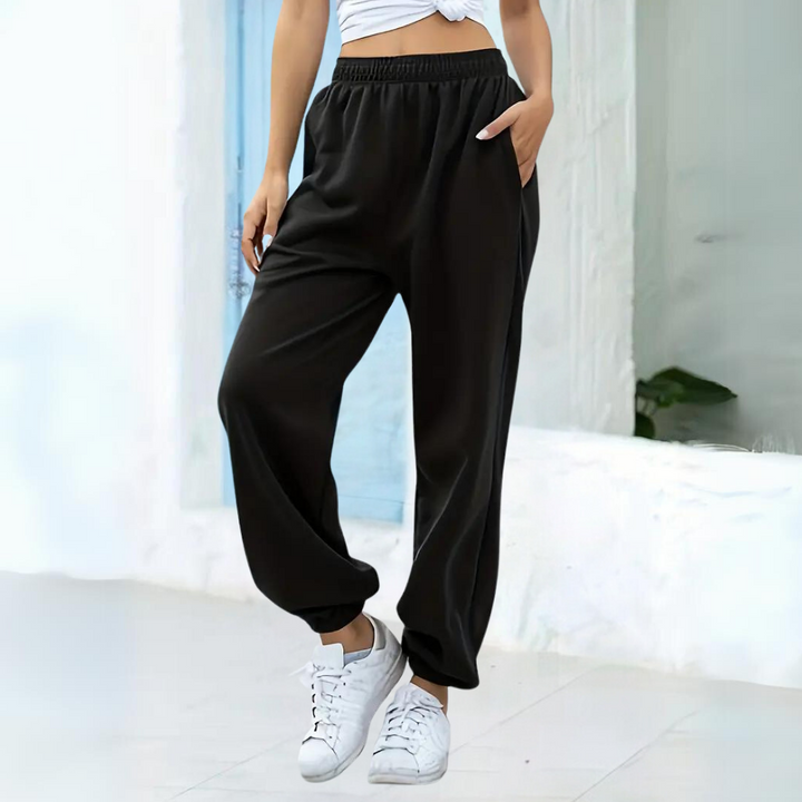 CALORA_ Velvetta | Relaxte Joggingbroek met Hoge Taille en Wijde Pijpen voor Dames