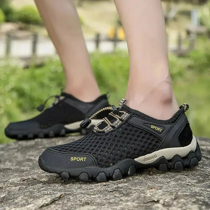 CALORA_ Sportieve Outdoor Wandelschoenen met Ademend Mesh en Antislip Zool