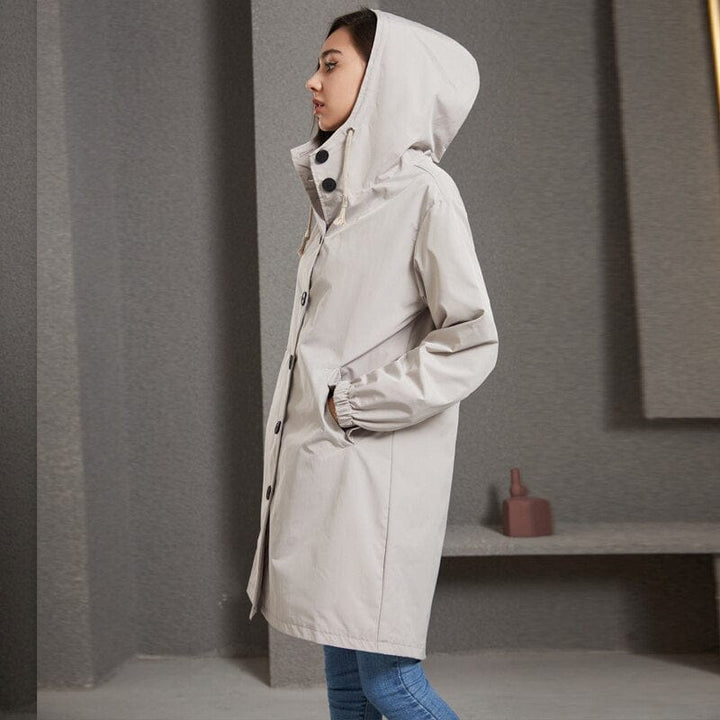 CALORA_ Stella | Waterdichte Lange Trenchcoat met Capuchon