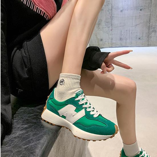 CALORA_ Stijlvolle Damessneakers voor Comfortabele en Modieuze Look