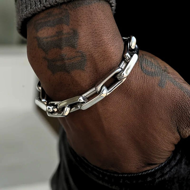 CALORA_ Stoere Rvs Schakelarmband met Chunky Ontwerp en Glanzende Afwerking