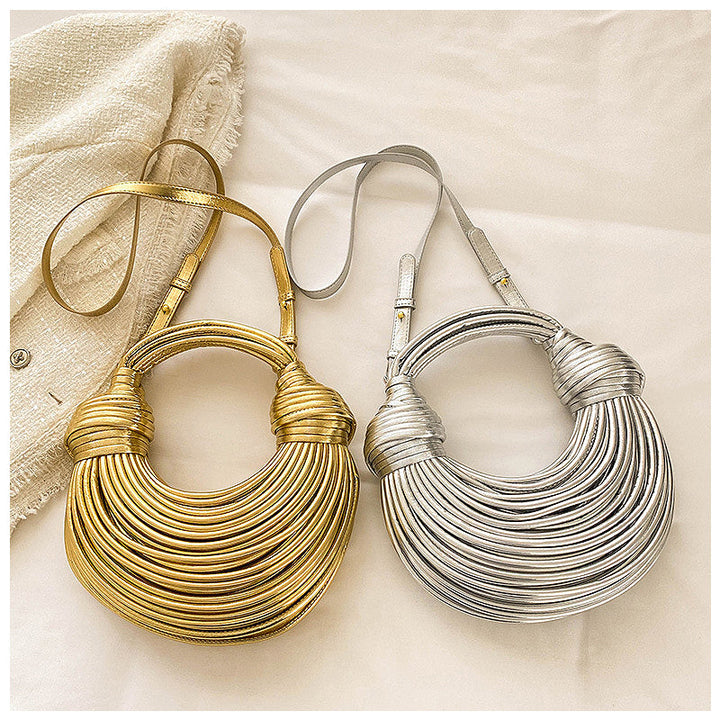 CALORA_ Stylische Dameshandtas van Vegan Leer met Goudkleurige Details