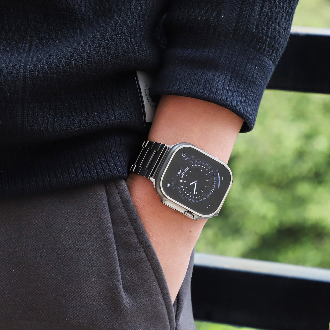 CALORA_ Titanium Band Voor Apple Watch - Lichtgewicht En Duurzaam