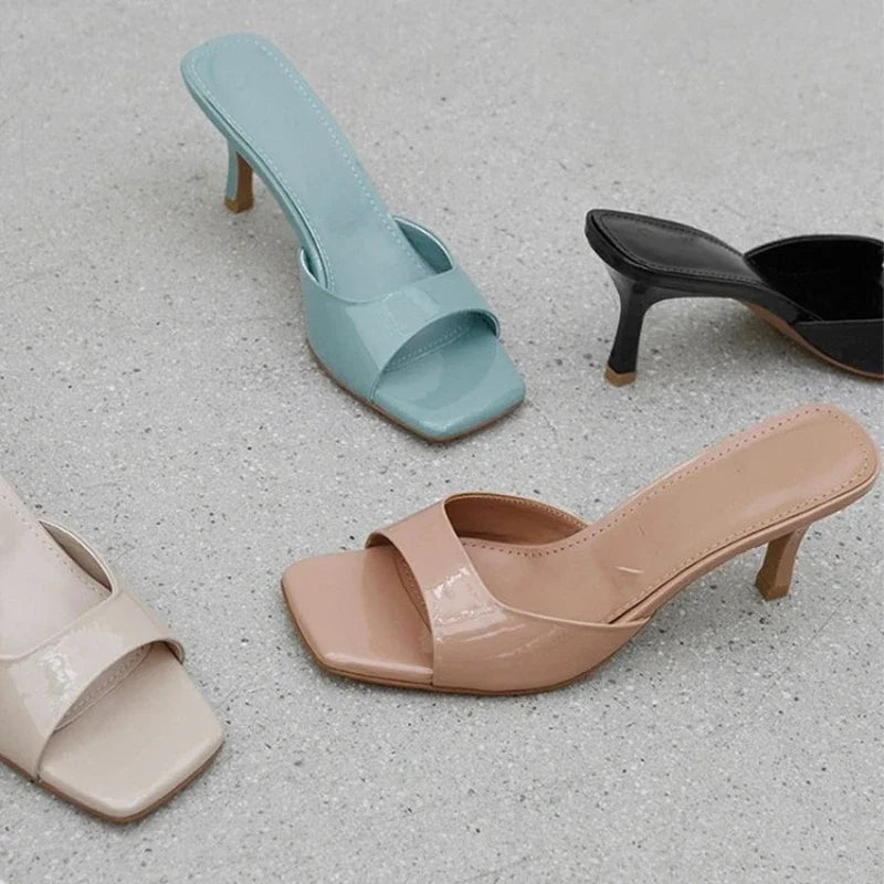 CALORA_ Trendy Dames Slippers met Vierkante Neus en Dunne Hakken