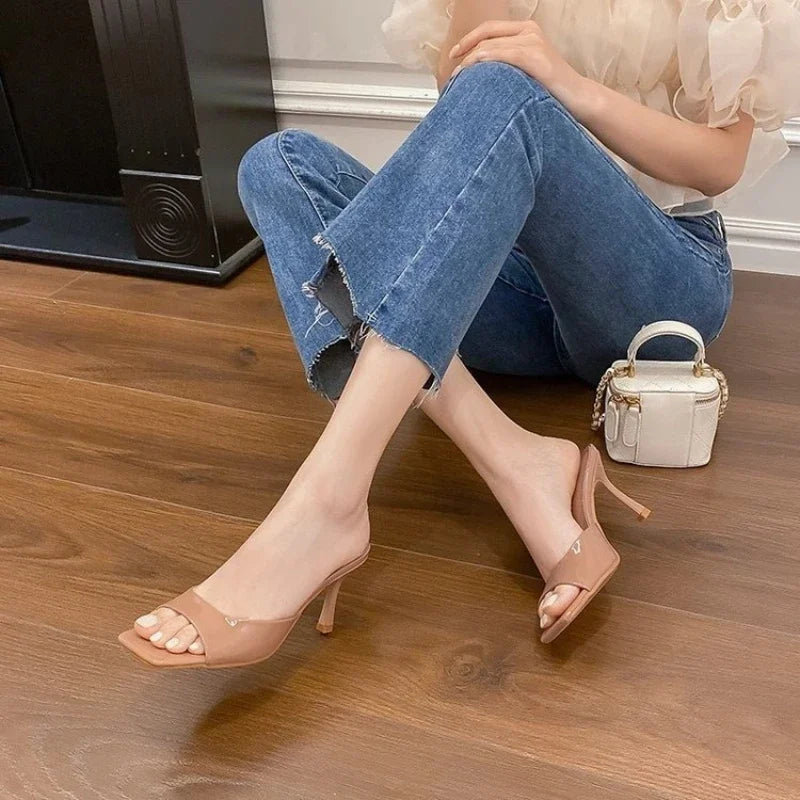 CALORA_ Trendy Dames Slippers met Vierkante Neus en Dunne Hakken