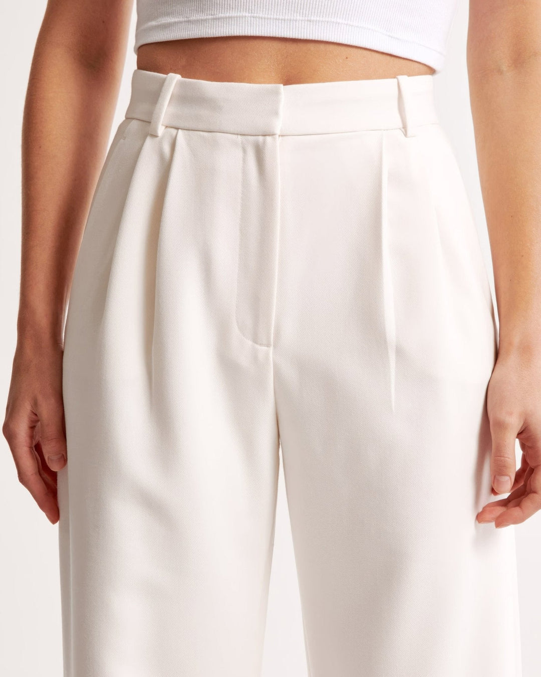 CALORA_ Trendy Getailleerde Vrouwenbroek met Wijde Pijpen