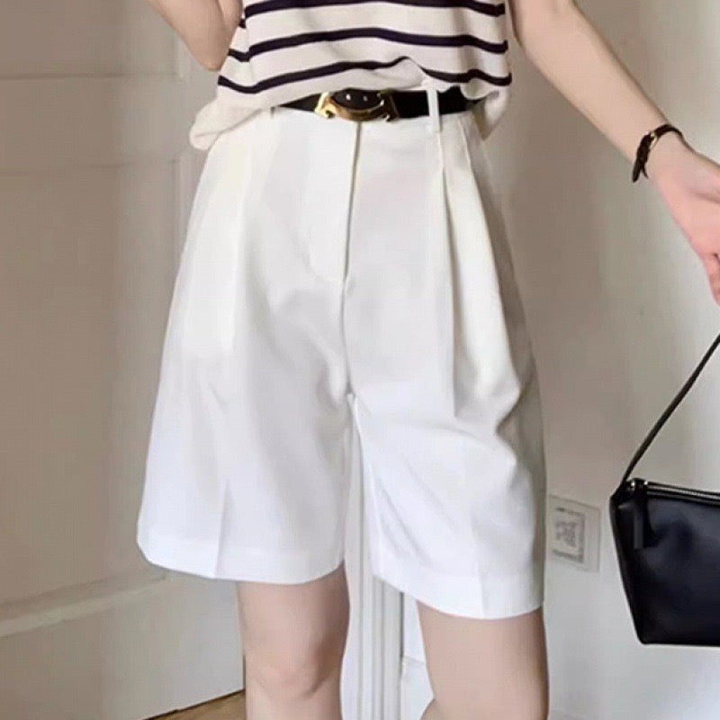 CALORA_ Tweedelige Klassieke Marine Set met Tanktop en Witte Shorts