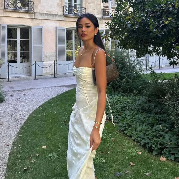 CALORA_ Valentié | Strapless Jasmijn Maxi Jurk met Subtiele Bloemmotief