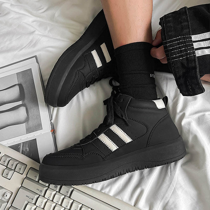 CALORA_ Vanguard | Hoge Sneaker met Vegan Leer en Ronde Neus