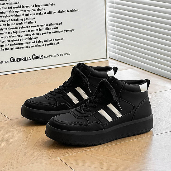 CALORA_ Vanguard | Hoge Sneaker met Vegan Leer en Ronde Neus