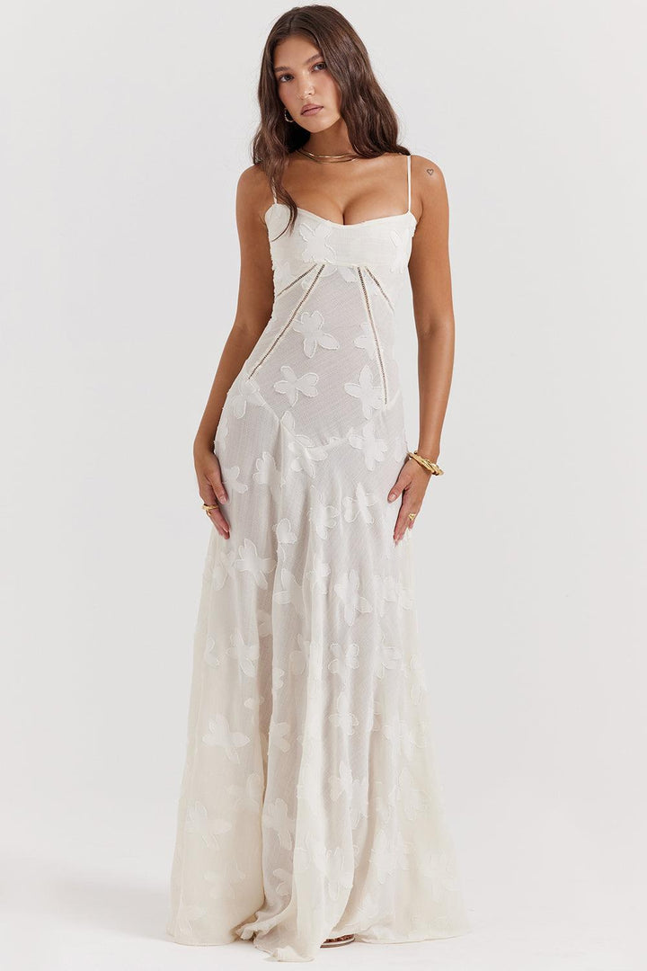 CALORA_ Vintage crèmekleurige maxi jurk met kanten achterkant