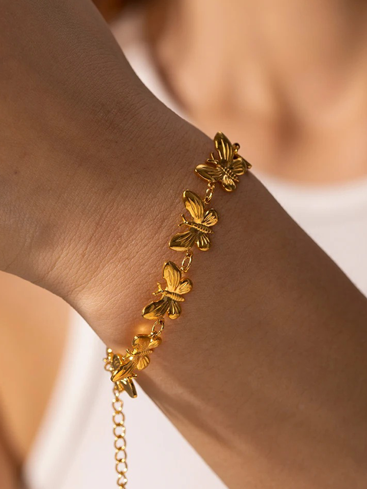 CALORA_ Vlinder Armband Goud van Roestvrij Staal met Luxe Afwerking