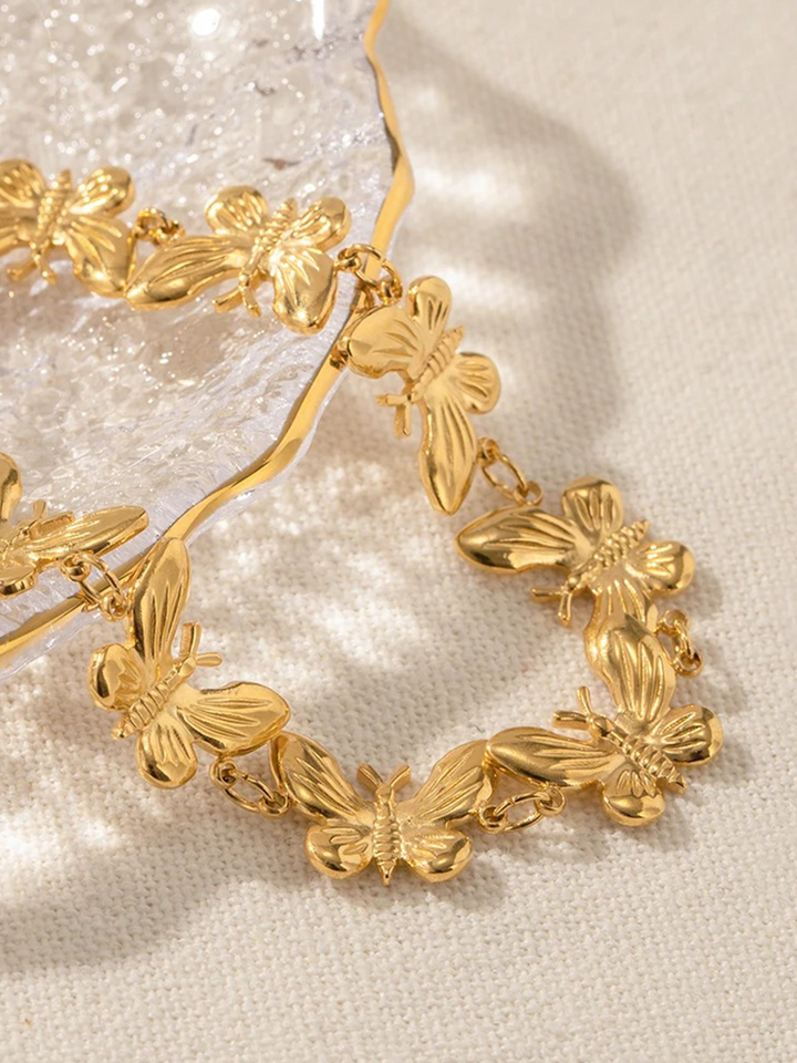 CALORA_ Vlinder Armband Goud van Roestvrij Staal met Luxe Afwerking