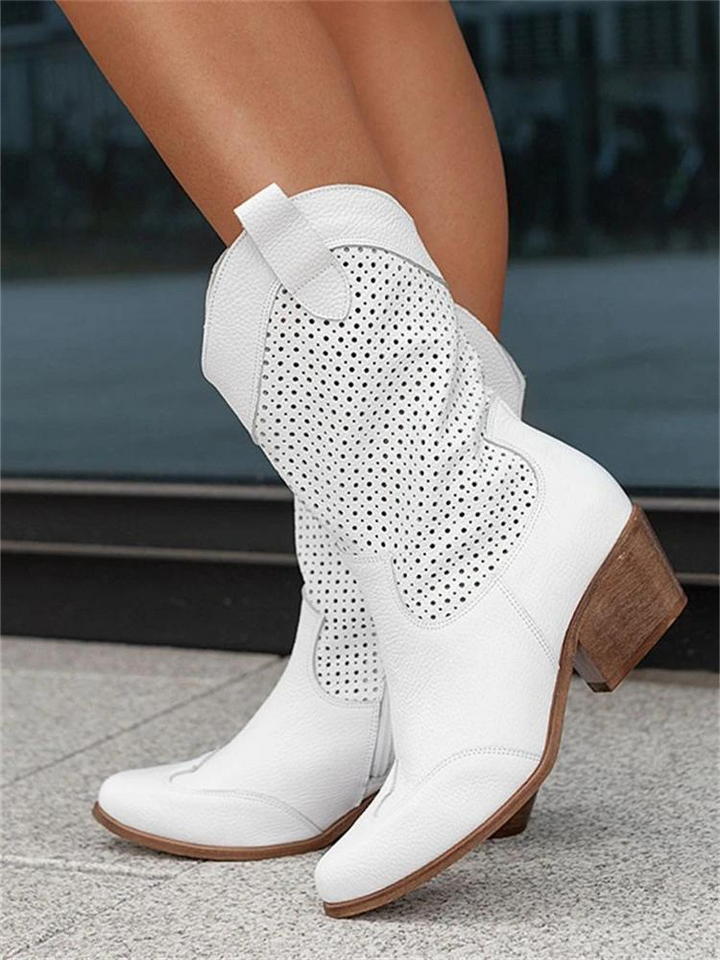 CALORA_ Witte Cowboylaarzen Met Western Flair En Perforaties