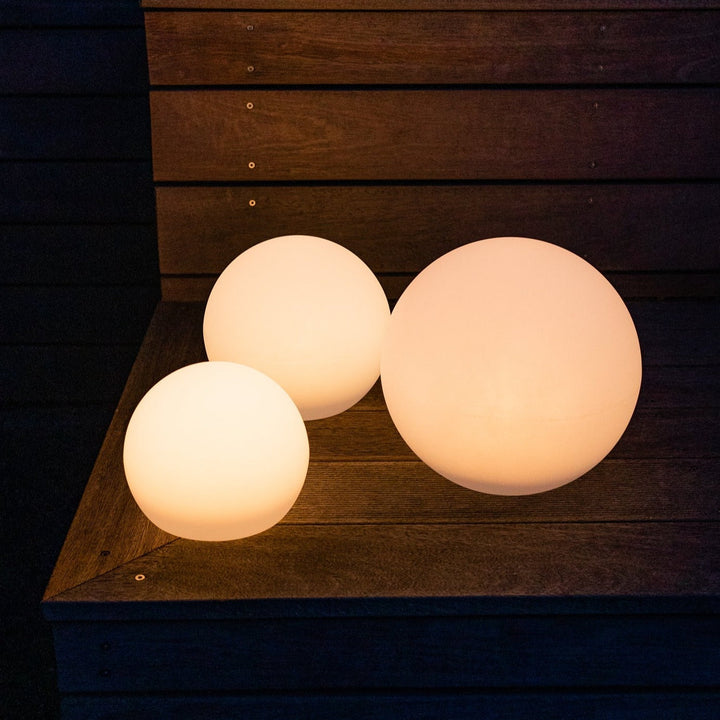 CALORA_ Moderne Bolvormige LED Tuinlamp voor Buiten en Binnen met Draadloze Oplaadbare Batterij