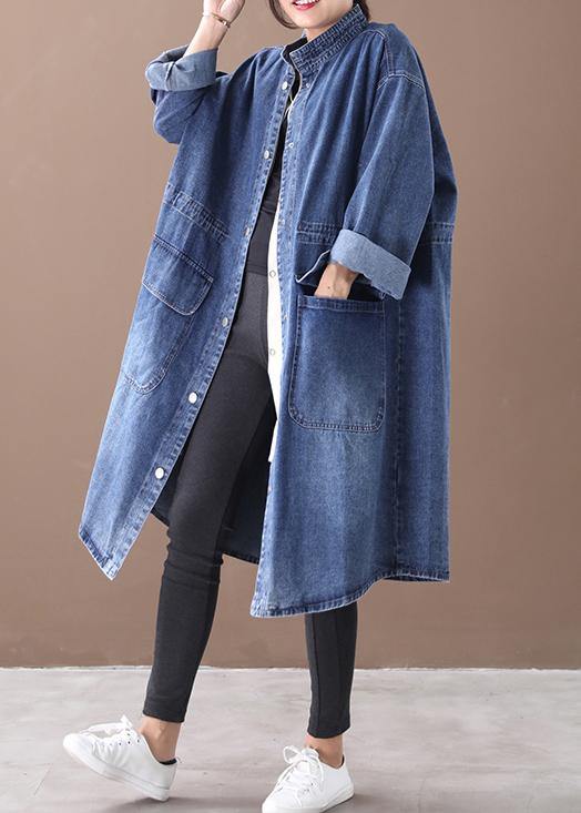 Franse Denim blauwe Plus Size Trenchcoat met trekkoord