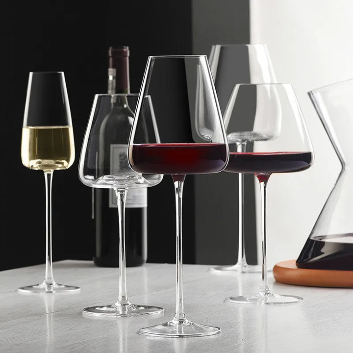 CALORA_ Sets van 4 en 6 Handgemaakte Kristallen Wijn- en Champagneglazen