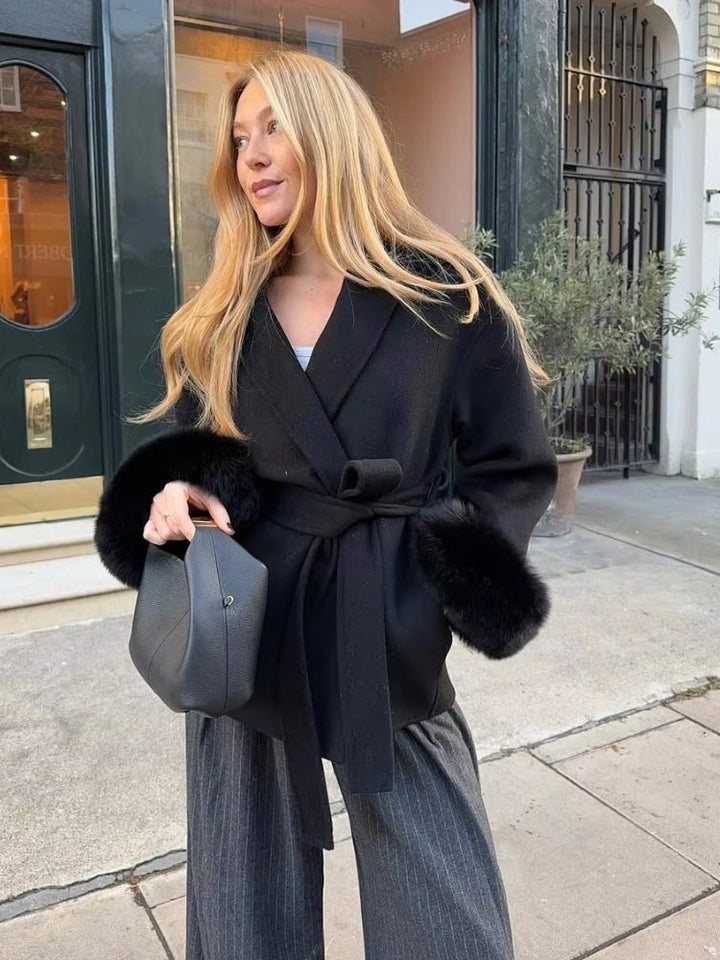 CALORA_ Lace Up Elegance Dames Mantel Voor Stijlvolle Winterlook