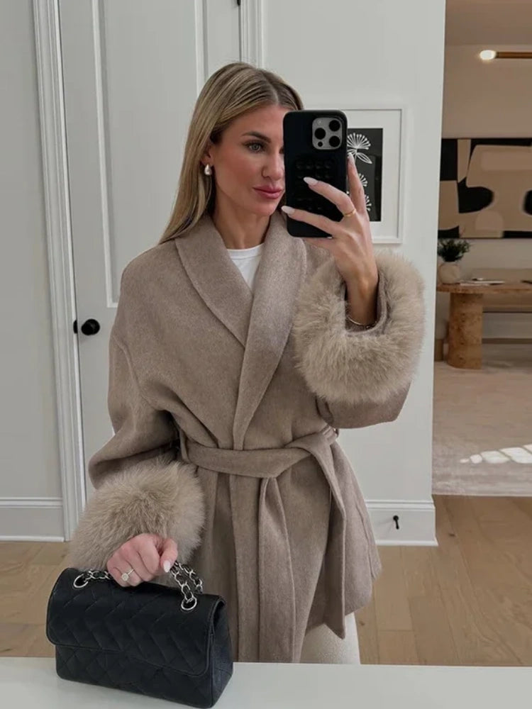 CALORA_ Lace Up Elegance Dames Mantel Voor Stijlvolle Winterlook