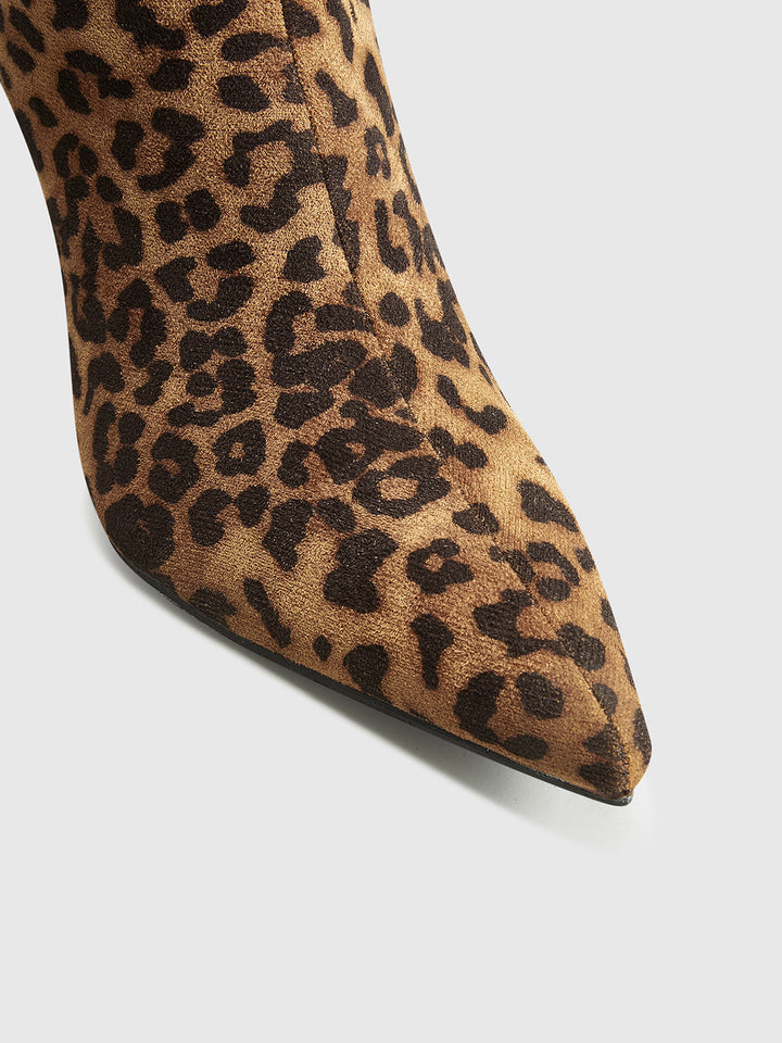 CALORA_ Leopardprint Kniehoge Laarzen Puntneus En Middenhak Dames
