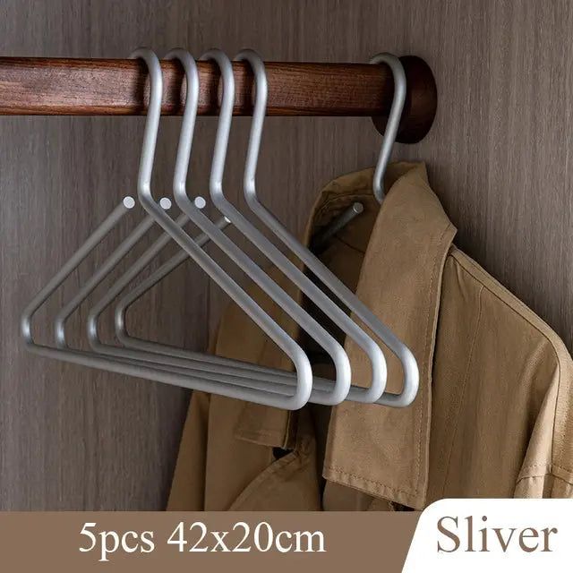 CALORA_ Luxe Metalen Kledinghanger - 3 Stuks - Massieve Matte Hanger voor Zware Kleding