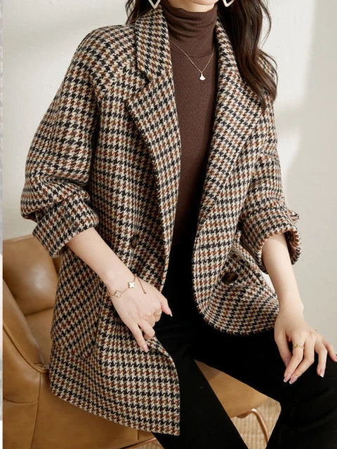 CALORA_ Lineva | Elegante Geruite Warme Jas voor dames